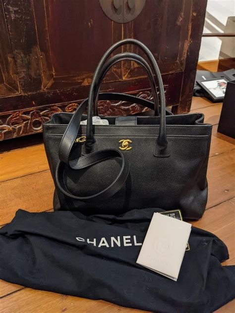 chanel tote 2018 price|Chanel cerf tote.